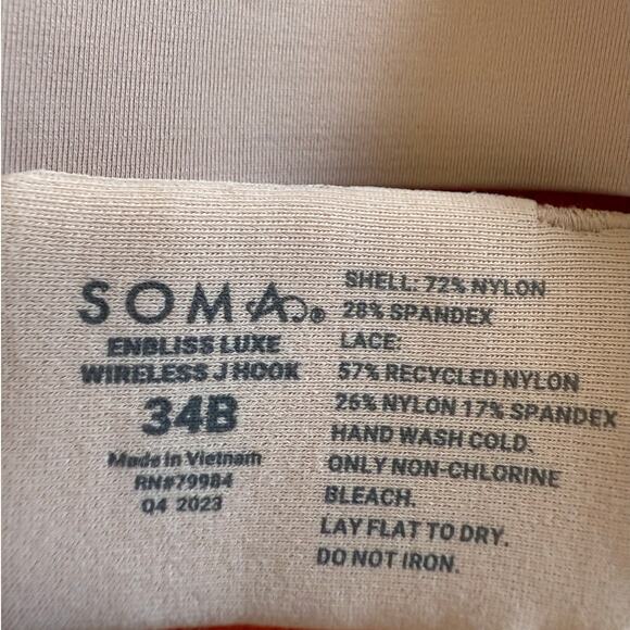 Soma Intimates Enbliss Luxe Wireless J Hook Bra, 34B - Picture 3 of 3